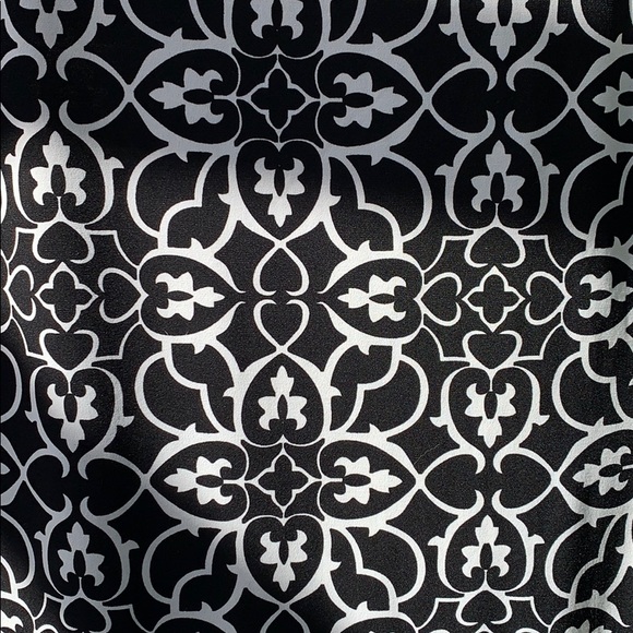 black + white dress - Picture 2 of 6